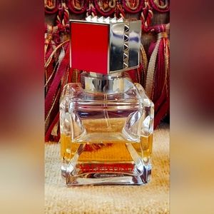 1/2 Bottle Valentino